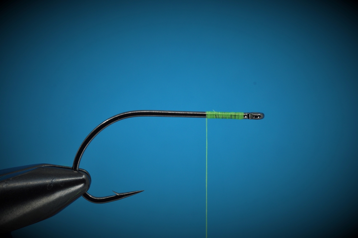 Bass Bully Fly Step-by-Step