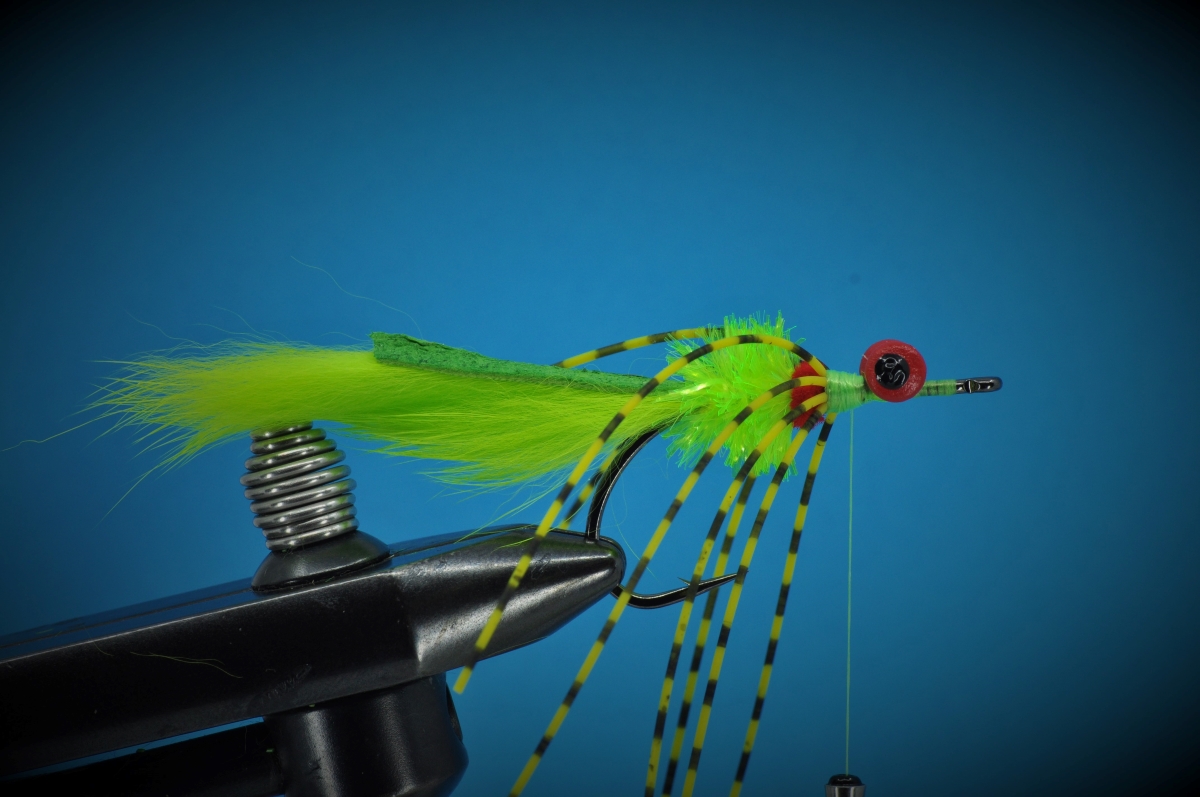 Bass Bully Fly Step-by-Step