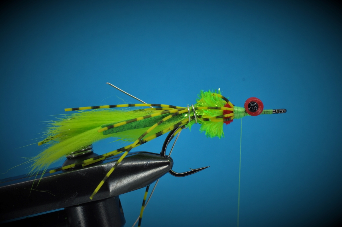 Bass Bully Fly Step-by-Step