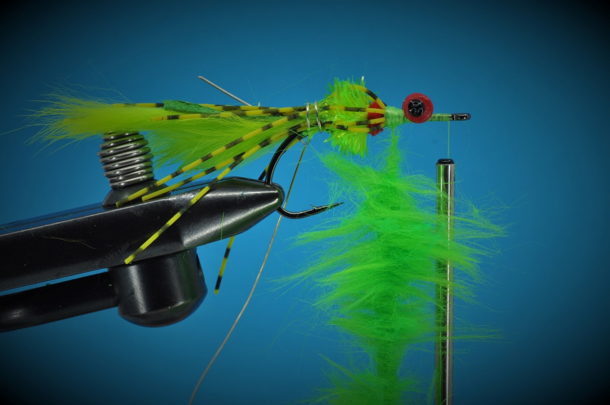 Bass Bully Fly Step-by-Step