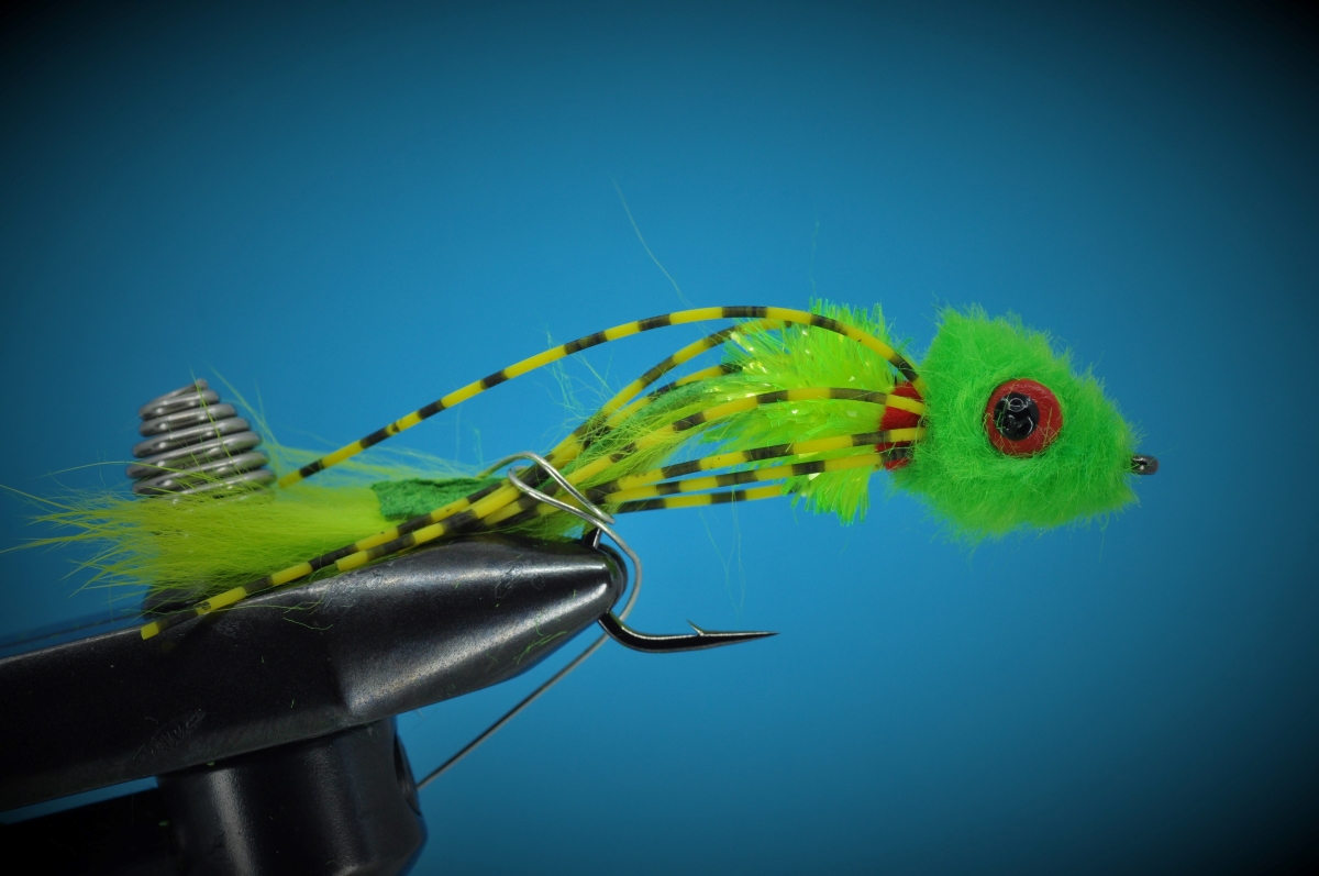 Bass Bully Fly Step-by-Step