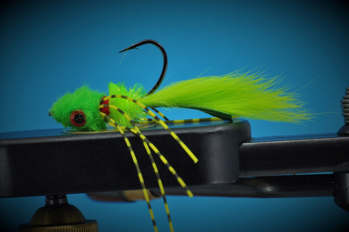 Bass Bully Fly Step-by-Step
