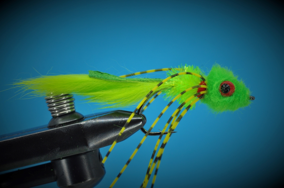 Bass Bully Fly Step-by-Step